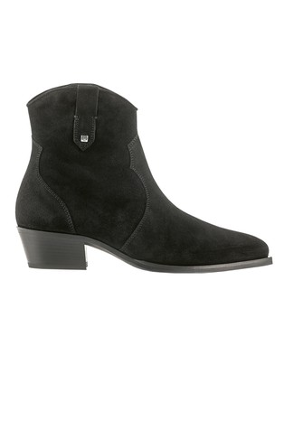 Closer Booties