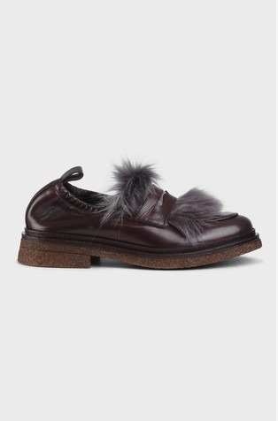 Leather loafers with fur detail
