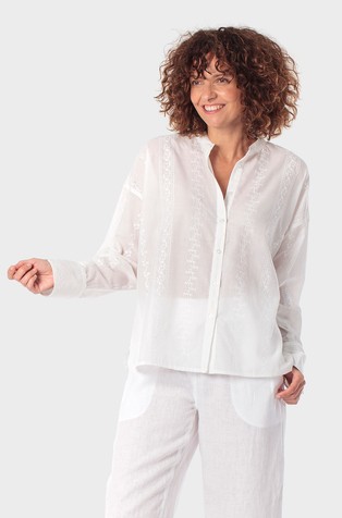 Poluprozirna košulja s izvezenim detaljima