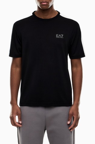 Dynamic Athlete T-shirt in technical fabric