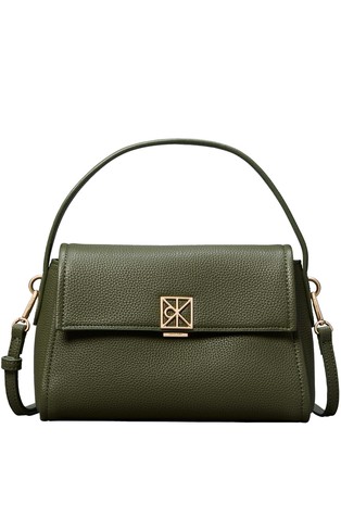 Pebble Grain Shoulder Bag