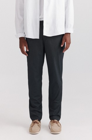Comfort fit chino hlače od rastezljivog pamuka
