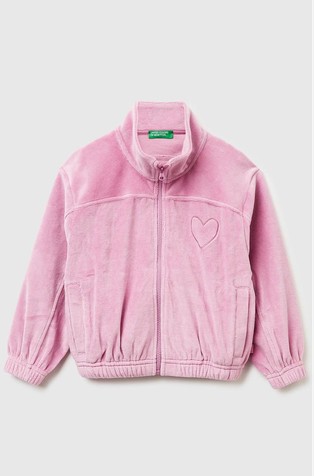 Plišani pulover s izvezenim motivom srca