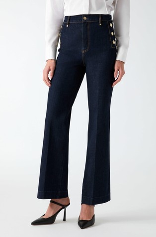 Flared jeans with decorative buttons