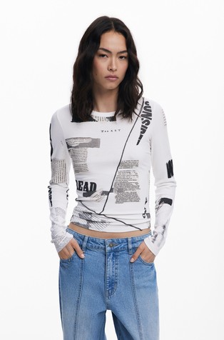 Rebrasta majica s motivima iz novina