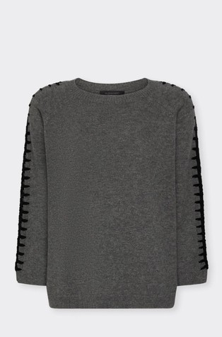 Pleten vuneni pulover s kontrastnim ukrasnim šavovima