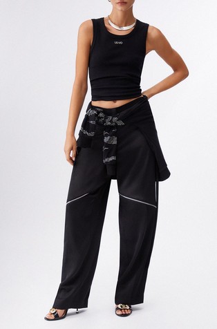 Rebrasta majica bez rukava s izvezenim logotipom