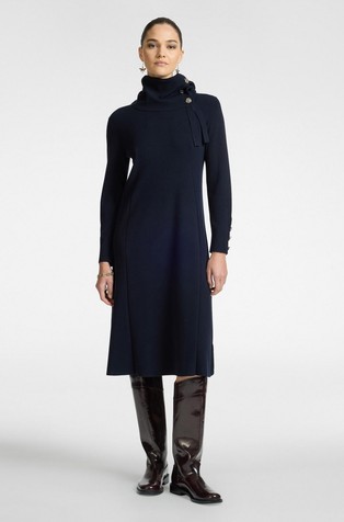 Pletena haljina s uklonjivim ovratnikom i logo gumbima