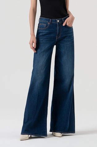 Zvonaste jeans hlače s ispranim izgledom