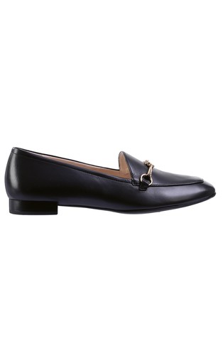 Close kožne loafer cipele