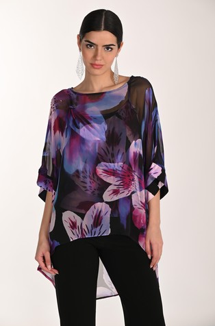Floral blouse with kimono sleeves