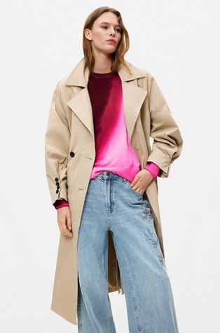 Trench coat with removable hooded bib