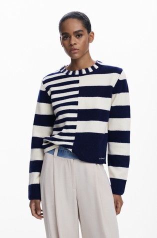 Pleten pulover s kombinacijom prugastih uzoraka