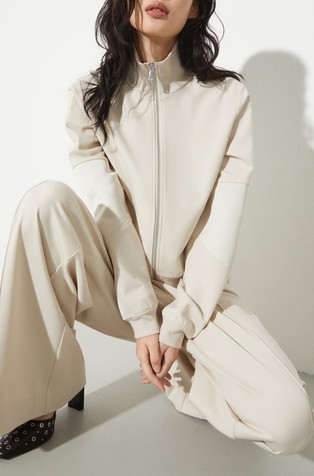 Jersey pulover sa satenskim umetcima