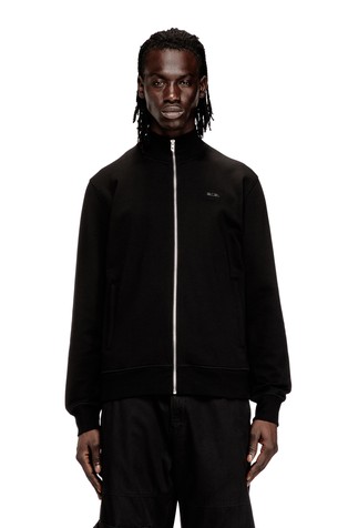 Pulover s metalnom logo pločicom