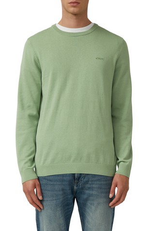 Pleten pulover s izvezenim logotipom