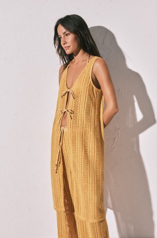 Haljina bez rukava u heklanom stilu