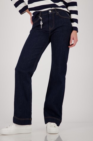Straight fit jeans hlače s privjeskom