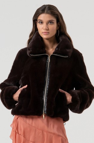 Cropped jakna od umjetnog krzna