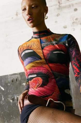 Majica dugih rukava s visokim ovratnikom