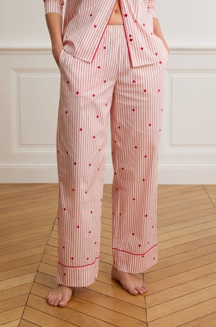 Battito donji dio pidžame s prugastim uzorkom i srcima