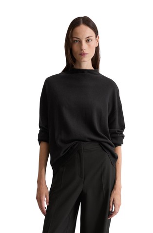 Oversized fine knit sweater in wool blend