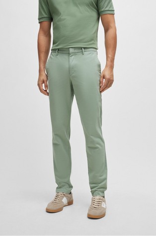 Slim fit chinos in a stretch-cotton blend