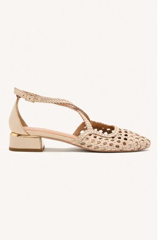 Braided leather pumps