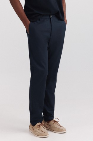 Comfort fit chino hlače od rastezljivog pamuka