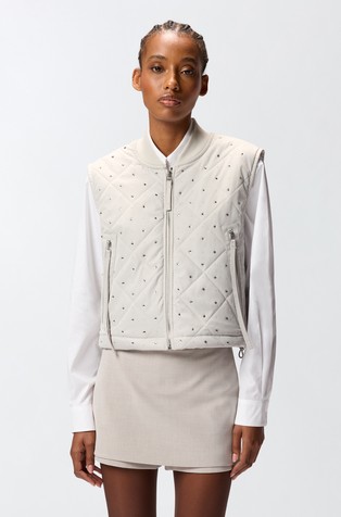 Prošiven prsluk s ukrasnim kamenčićima i zakovicama