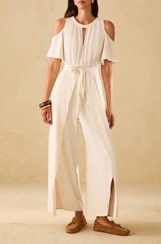 Kombinezon s izrezima i prorezom na nogavicama