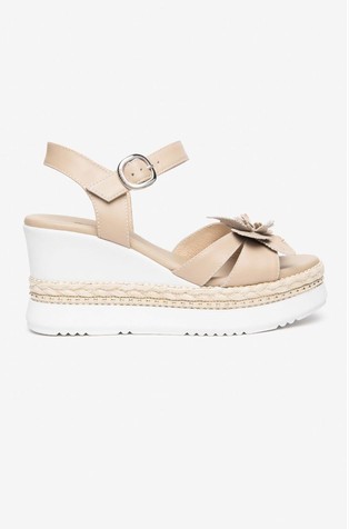 Kožne sandale s ukrasnim cvijetom