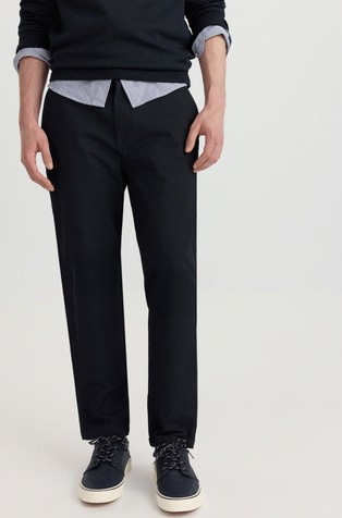 Slim fit chino hlače od rastezljivog pamuka