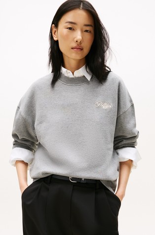 Relaxed fit pulover s izvezenim logotipom