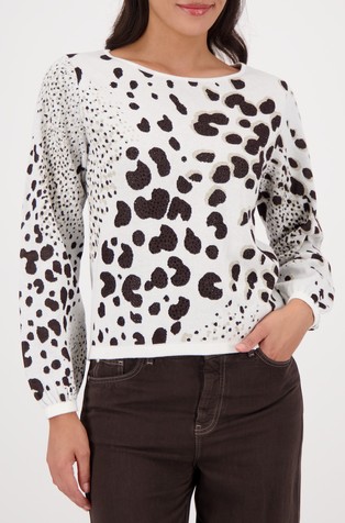 Knitted jumper with leopard jacquard