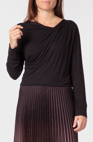 T-shirt with cowl neck