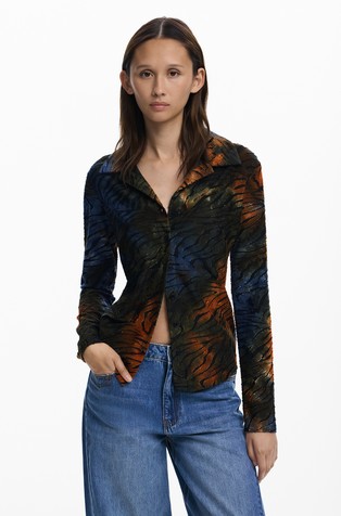 Košulja sa životinjskim uzorkom