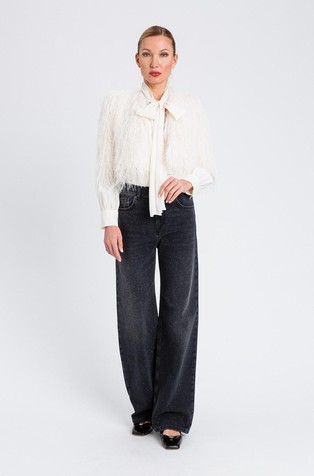 Cropped jacket with fringes