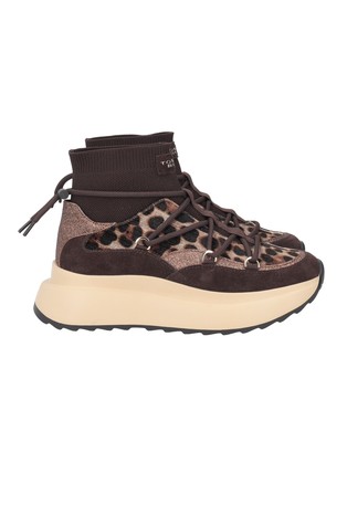 Chill out sneaker with animalier print