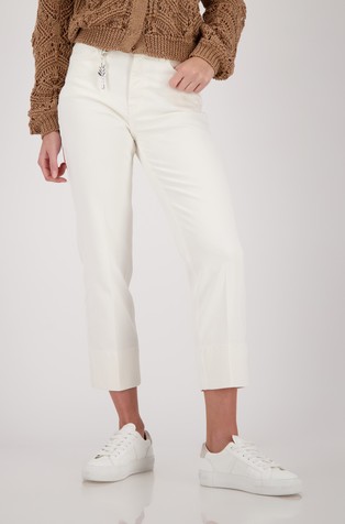 Slim jeans with charm