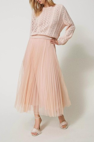 Duga plisirana suknja od tila