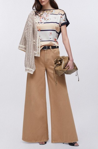 Majica kratkih rukava s uzorkom sprijeda