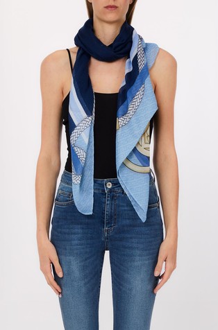 Patterned foulard