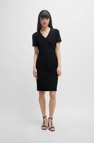 Slim fit haljina s V-izrezom