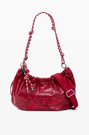 Sjajna srednje velika torbica s prepletenom ručkom i privjeskom