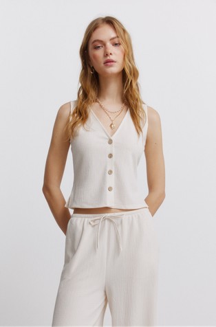 Buttoned vest top