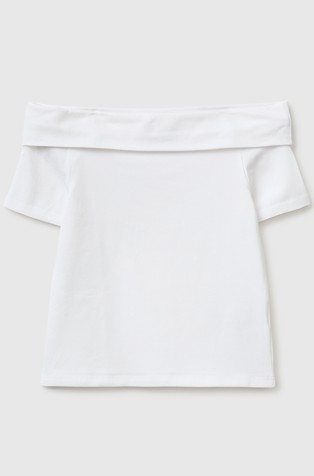 Off-shoulder T-shirt