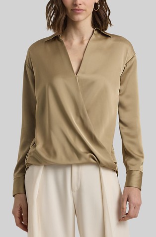 Satenska bluza s izrezom na preklop