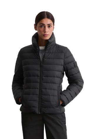 Water-repellent quilted jacket