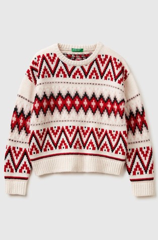 Pleten pulover sa žakard uzorkom